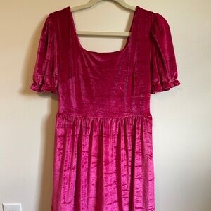 Elegant Velvet Midi Dress in Rich Pink